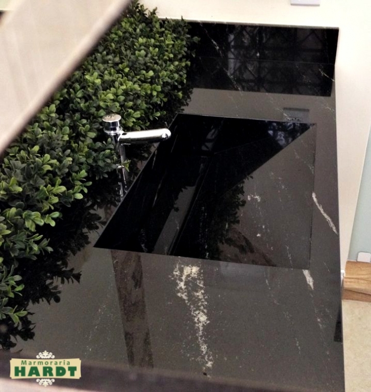 Granito Preto Via Láctea